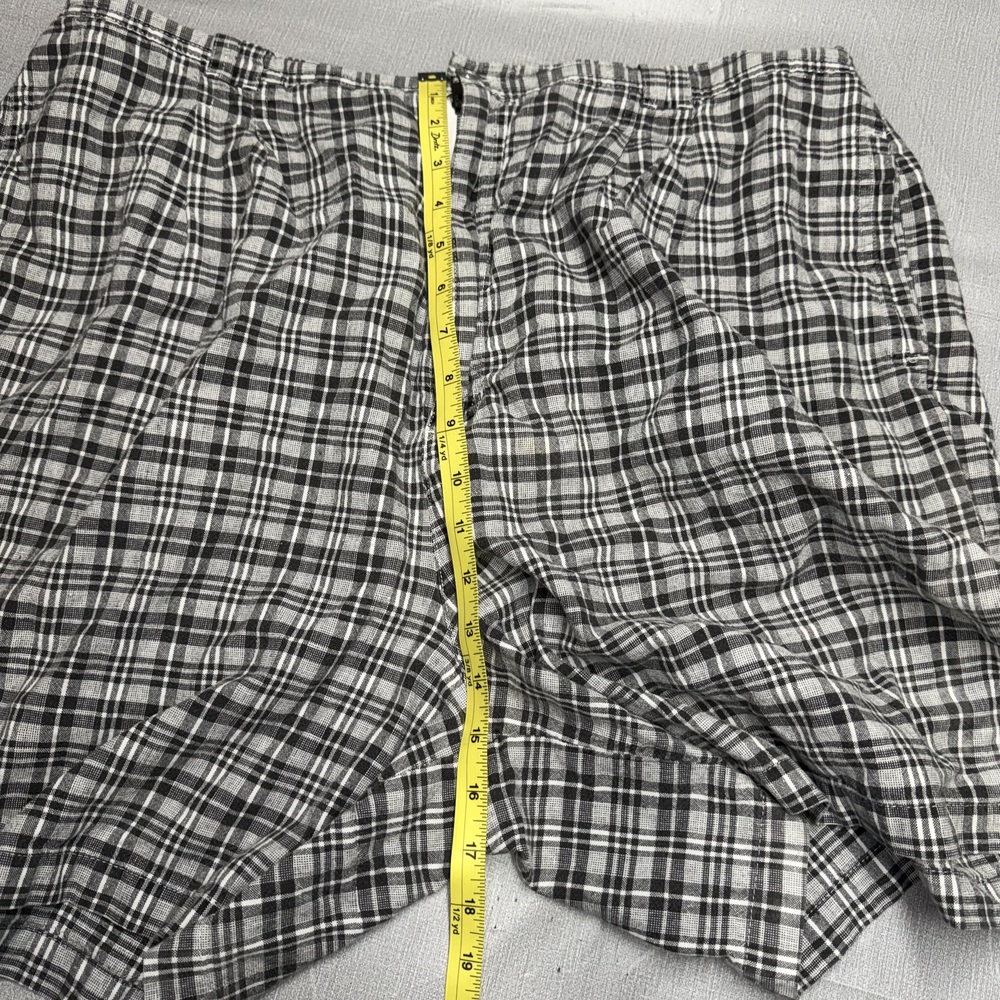 Fashion Bug Plaid Shorts Women's Size 22/24W Black White - Picture 6 of 8